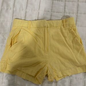 Yellow Abercrombie & Fitch linen shorts size 26 2R